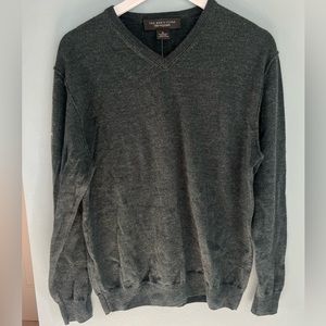 Bloomingdale’s Wool Men’s Sweater